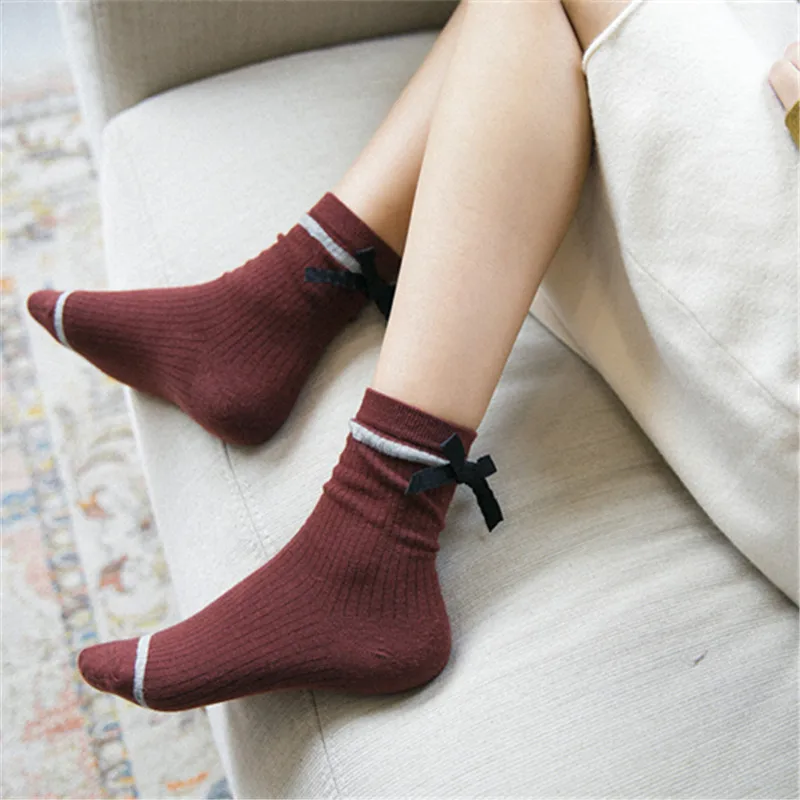 Ladies Vintage Bow Socks Simple Wild Japan College Style Cotton Women Girls Fashion Trend Harajuku Casual Socks 7 Colors
Ladies Vintage Bow Socks Simple Wild Japan College Style Cotton Women Girls Fashion Trend Harajuku Casual Socks 7 Colors