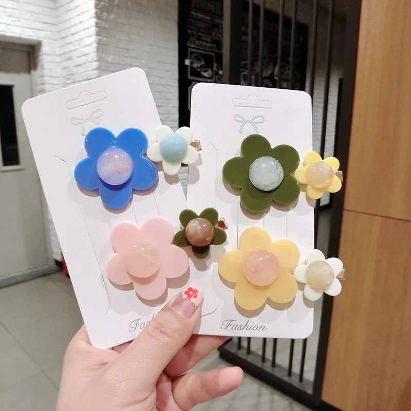 HZ 2019 Chic Korea Acrylic Colorful Flower Beads Hair Clip Lovely Hair Grip Barrettes Hairpin Hair Accessories for Women Party
HZ 2019 Chic Korea Acrylic Colorful Flower Beads Hair Clip Lovely Hair Grip Barrettes Hairpin Hair Accessories for Women Party