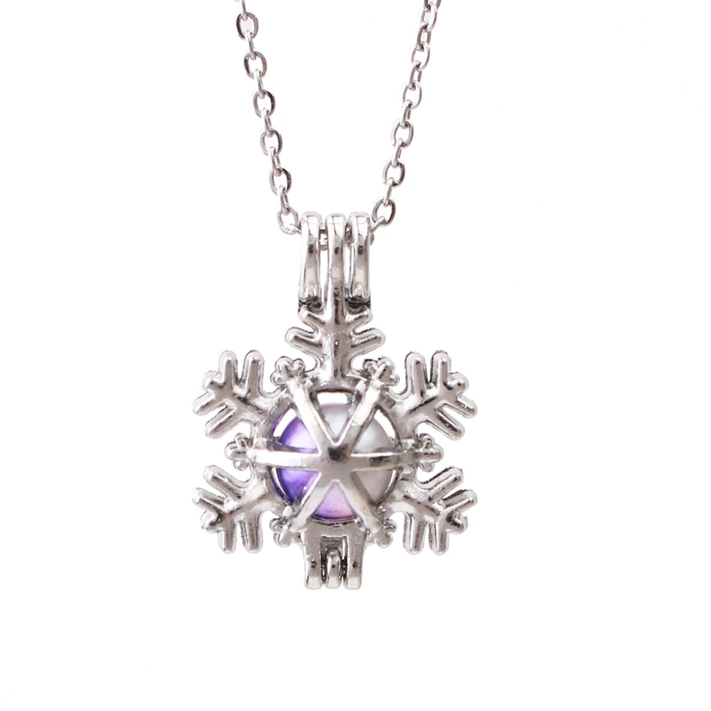 1pc Silver Plated Christmas Snowflake Pearl Cages Necklace Jewelry Pearls Jewelry Aroma Perfume Essential Oil Diffuser Lockets
1pc Silver Plated Christmas Snowflake Pearl Cages Necklace Jewelry Pearls Jewelry Aroma Perfume Essential Oil Diffuser Lockets