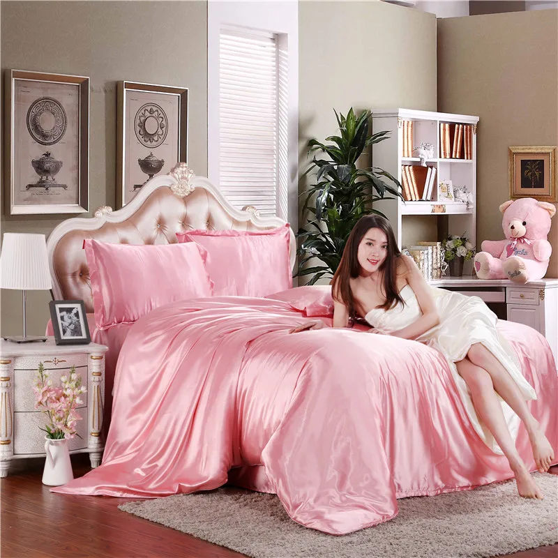 Tencel satin silk Bedding Sets Luxury Bedding Kit Duvet Cover Sets Queen King size bed sets No filler Free shipping
Tencel satin silk Bedding Sets Luxury Bedding Kit Duvet Cover Sets Queen King size bed sets No filler Free shipping
