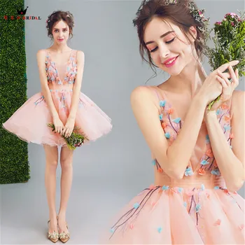 QUEEN BRIDAL Evening Dresses Short Fluffy V-neck Flowers Tulle Elegant Prom Party Dress Evening Gown 2020 Vestido De Festa JW22
QUEEN BRIDAL Evening Dresses Short Fluffy V-neck Flowers Tulle Elegant Prom Party Dress Evening Gown 2020 Vestido De Festa JW22