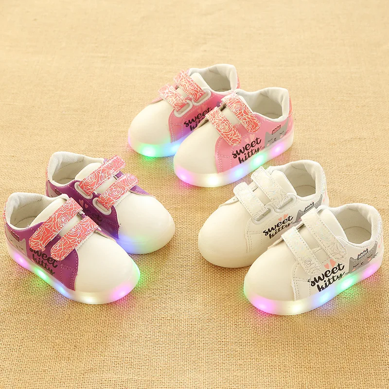 New 2018 Hook^Loop colorful lighted children shoes recharged All season cool boots kids LED elegant baby girls boys toddlers
New 2018 Hook^Loop colorful lighted children shoes recharged All season cool boots kids LED elegant baby girls boys toddlers