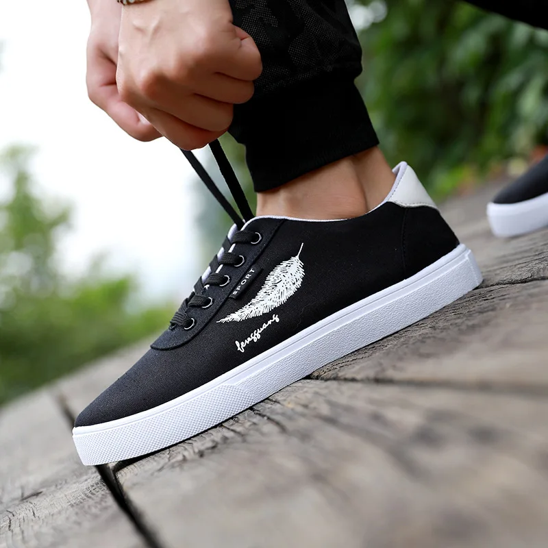 2019 spring low-top sneakers men's breathable soft bottom lazy casual running shoes canvas harajuku male shoes zapatillas hombre
2019 spring low-top sneakers men's breathable soft bottom lazy casual running shoes canvas harajuku male shoes zapatillas hombre