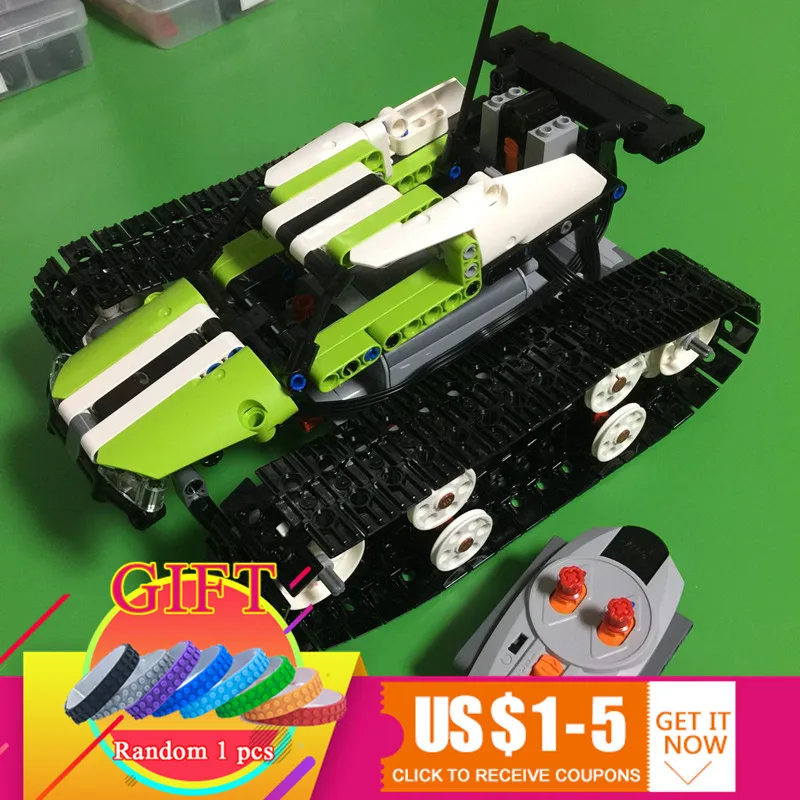 20033 Technical Series The RC Track Remote-control Race Car Set Compatible with 42065 Building Blocks Bricks Gifts Toys
20033 Technical Series The RC Track Remote-control Race Car Set Compatible with 42065 Building Blocks Bricks Gifts Toys