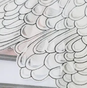 1Yard Feather Shape Embroidered Fabric Lace Cloth For Handicrafts Apparel Sewing Wedding Dress DIY Clothing Doll Cap
1Yard Feather Shape Embroidered Fabric Lace Cloth For Handicrafts Apparel Sewing Wedding Dress DIY Clothing Doll Cap