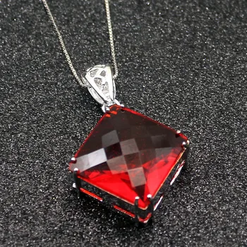 Gentle Square Fashion Red Garnet 925 Sterling Silver Color Charms Pendant Chain Necklace 20 Inch
Gentle Square Fashion Red Garnet 925 Sterling Silver Color Charms Pendant Chain Necklace 20 Inch