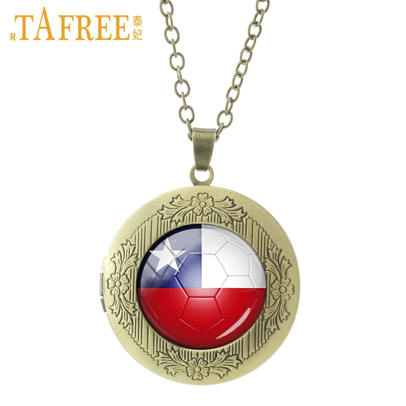 Fantasy Creature locket pendant souvenirs creative gift Chile football team logo locket pendant Necklace jewelry N493
Fantasy Creature locket pendant souvenirs creative gift Chile football team logo locket pendant Necklace jewelry N493