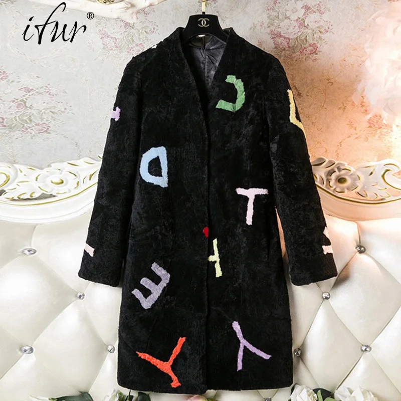 2017 women natural sheep Shearling jacket long style fashion color elegant lady high quality winter fur coat CRJ008
2017 women natural sheep Shearling jacket long style fashion color elegant lady high quality winter fur coat CRJ008