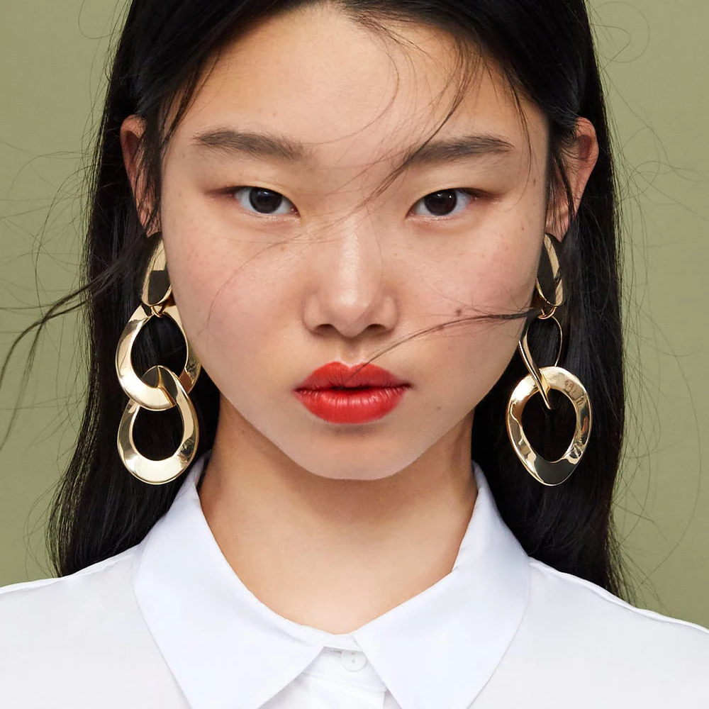 Dvacaman ZA 2019 Trendy CHAIN EARRINGS Gold Color Metal Drop Dangle Earrings New Long Geometric Earrings Women Statement Jewelry
Dvacaman ZA 2019 Trendy CHAIN EARRINGS Gold Color Metal Drop Dangle Earrings New Long Geometric Earrings Women Statement Jewelry