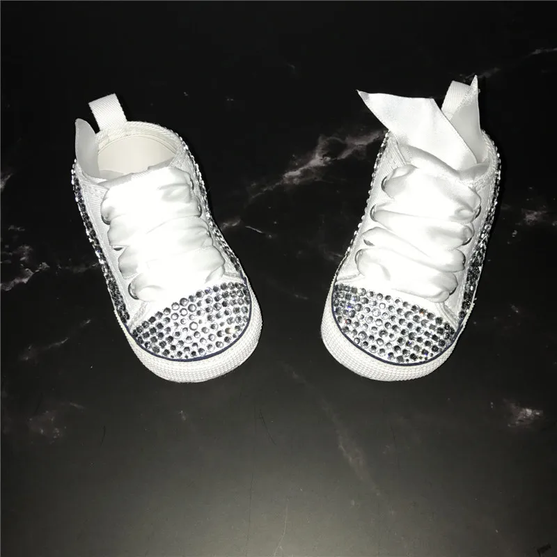 DIY Handmade Bling Clear Rhinestone Handsome Crib Soft Soled Sneakers for Newborn Baby ,Customized White Ribbon First Walkers
DIY Handmade Bling Clear Rhinestone Handsome Crib Soft Soled Sneakers for Newborn Baby ,Customized White Ribbon First Walkers
