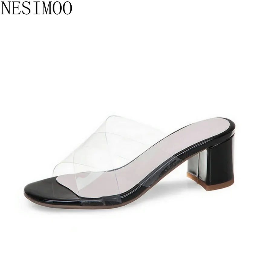 NESIMOO 2019 Transparent PU Leather Open-toed Summer Concise Women Shoes Fashion Thick Heel Slingback Slip on Sandals Size 34-43
NESIMOO 2019 Transparent PU Leather Open-toed Summer Concise Women Shoes Fashion Thick Heel Slingback Slip on Sandals Size 34-43