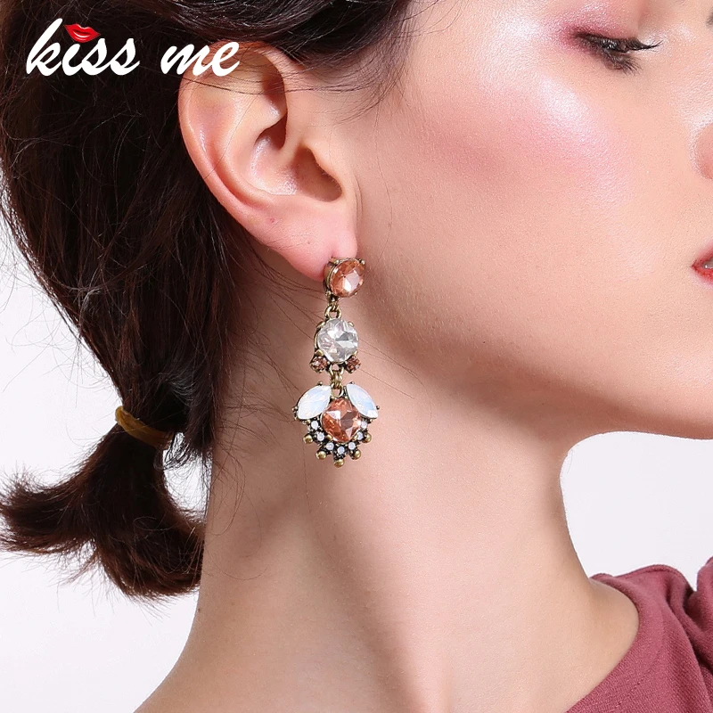 KISS ME Women Statement Earrings Geometric Glass Crystal Drop Earrings Handmade Fashion Alloy Vintage Jewelry
KISS ME Women Statement Earrings Geometric Glass Crystal Drop Earrings Handmade Fashion Alloy Vintage Jewelry