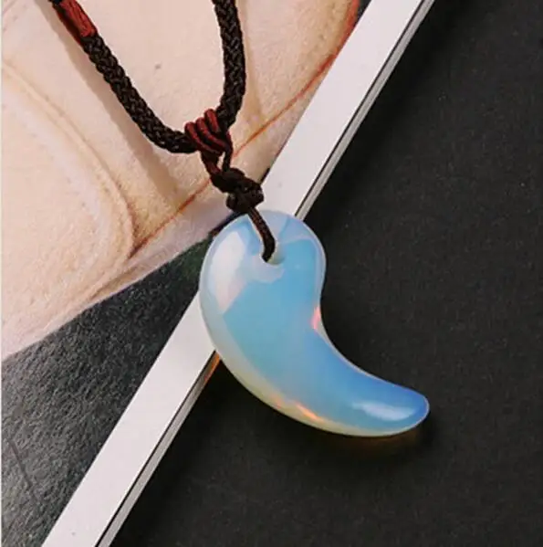 Pure Natural Crystal Pendant Opal Lovers Magatama Pendant Tai Chi Yin And Yang Fish Buckle, Crescent Spike Pendant Free Shipping
Pure Natural Crystal Pendant Opal Lovers Magatama Pendant Tai Chi Yin And Yang Fish Buckle, Crescent Spike Pendant Free Shipping