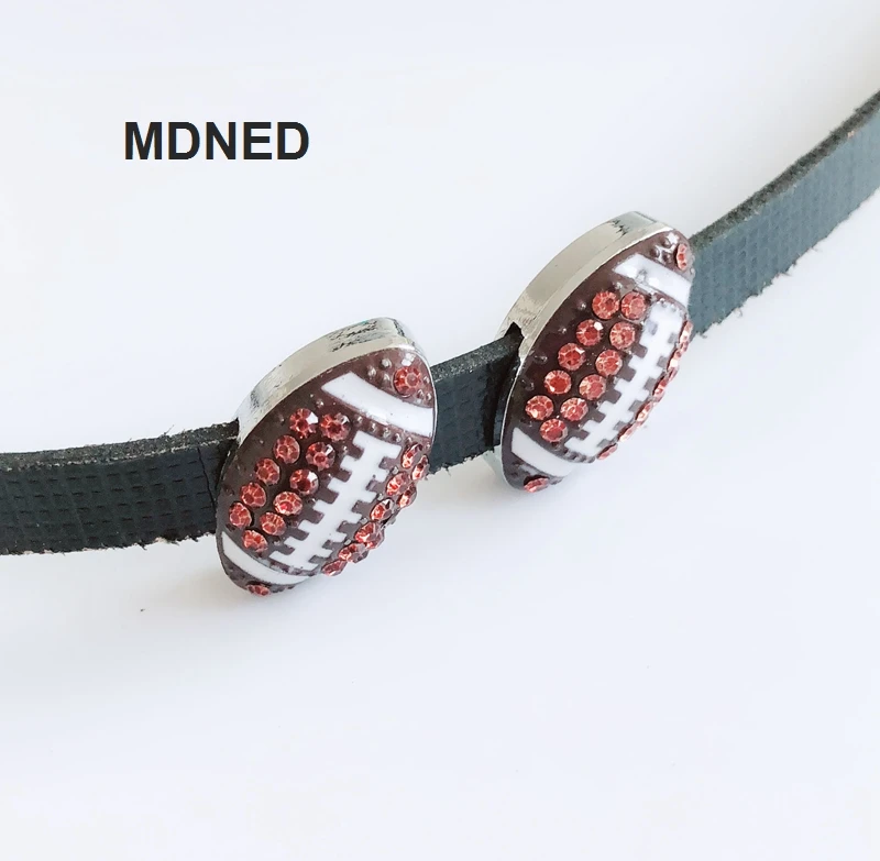 5PCS 8MM Full Rhinestone Football Slide Charms Letters DIY Accessory Fit 8mm Wristband Pet Dog Collars Strips Keychain
5PCS 8MM Full Rhinestone Football Slide Charms Letters DIY Accessory Fit 8mm Wristband Pet Dog Collars Strips Keychain