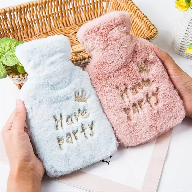 New Creative Hot Water Bottle Bag With Flannel Cloth Cover Safe Portable Hand Warmer Rubber Washable Household Warm Supplies
New Creative Hot Water Bottle Bag With Flannel Cloth Cover Safe Portable Hand Warmer Rubber Washable Household Warm Supplies