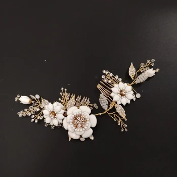Crystal Flower And Bud Bridal Headpiece Handmade Luxury Back Hair Comb Wedding Hair Accessories For Brides 2019
Crystal Flower And Bud Bridal Headpiece Handmade Luxury Back Hair Comb Wedding Hair Accessories For Brides 2019