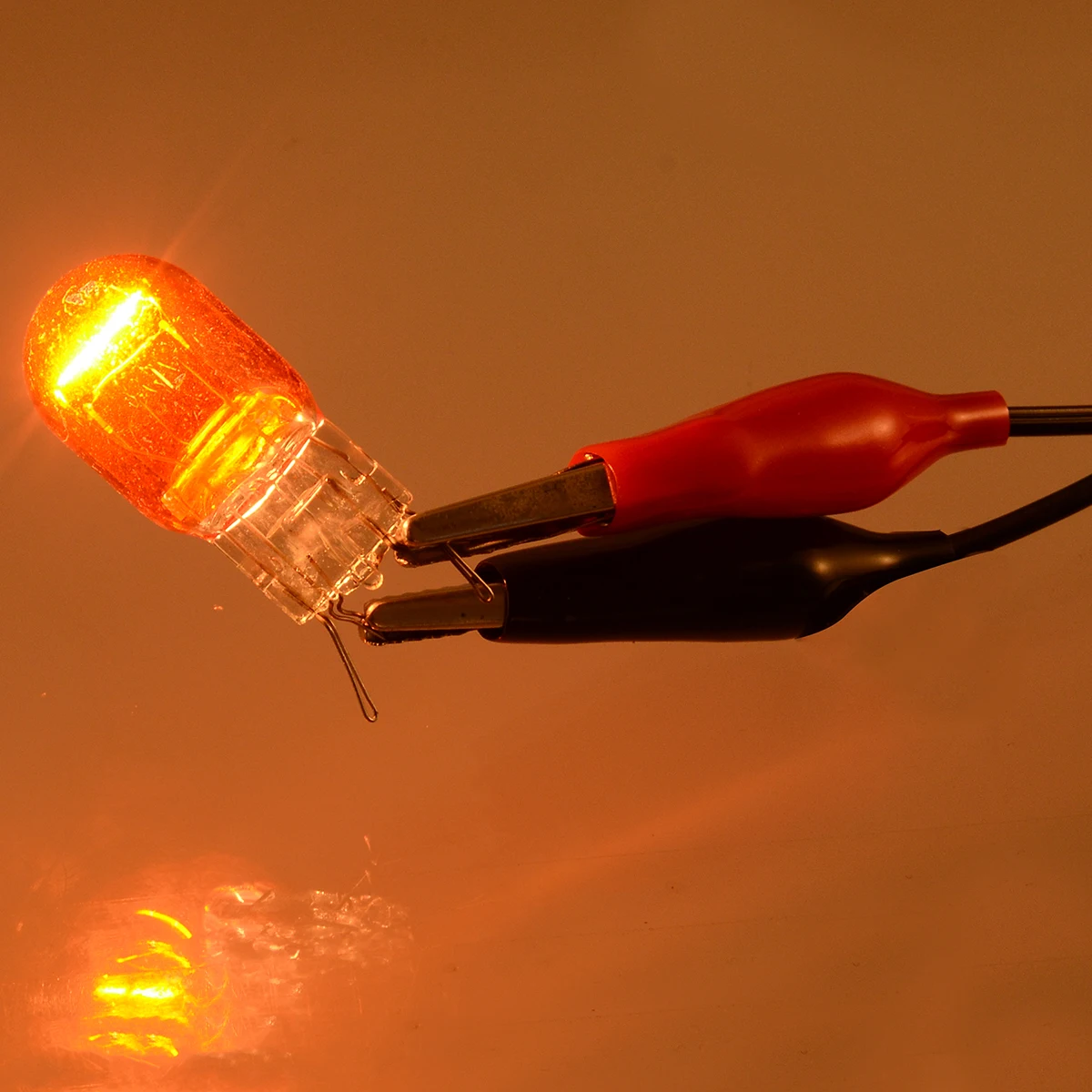 Mayitr 2pcs 12V W21/5W T20 Dual Filament Light 7443 Amber Car DRL Side Signal Light Bulb for Car Brake Stop Indicator Lights