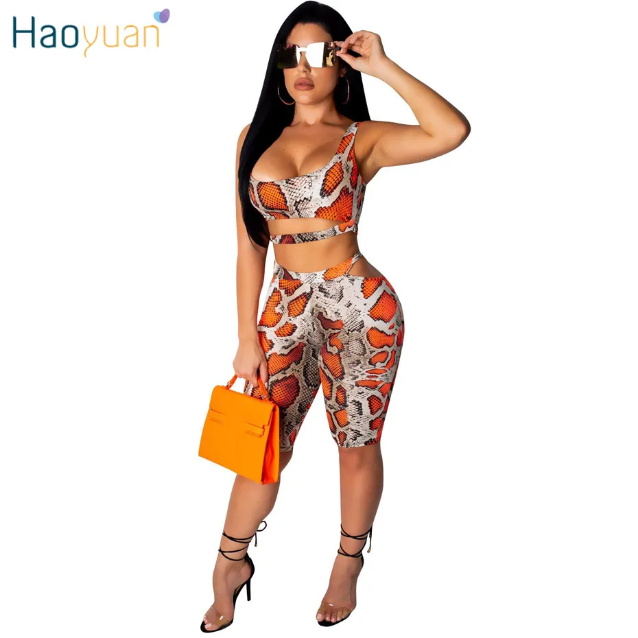 HAOYUAN Snake Print Two Piece Set Crop Top and Bodycon Short Pants Summer Clothes for Women 2 pcs Biker Shorts Sexy Club Outfits
HAOYUAN Snake Print Two Piece Set Crop Top and Bodycon Short Pants Summer Clothes for Women 2 pcs Biker Shorts Sexy Club Outfits