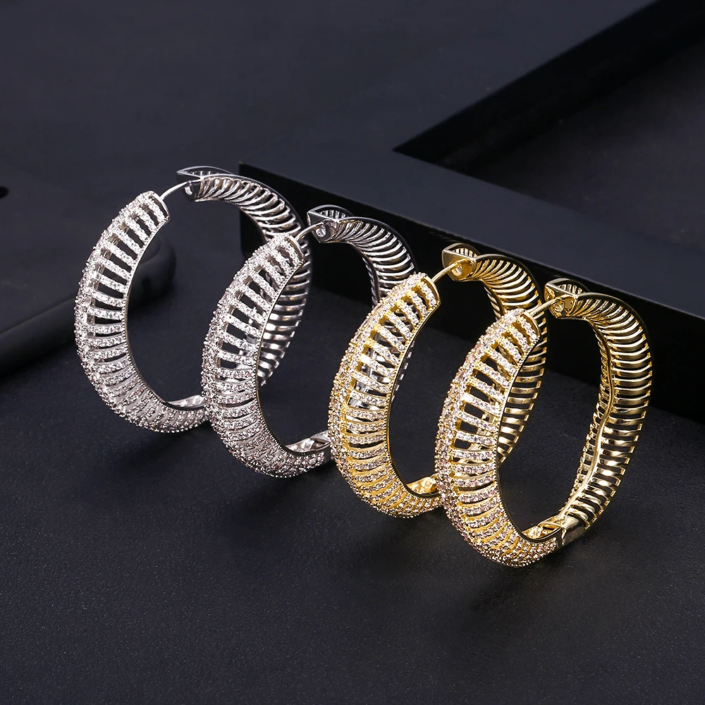 janeklly trendy Geometric bambo Hoop Earrings For Women Accessories Full Cubic Zirconia Earrings Jewelry pendientes mujer moda
janeklly trendy Geometric bambo Hoop Earrings For Women Accessories Full Cubic Zirconia Earrings Jewelry pendientes mujer moda