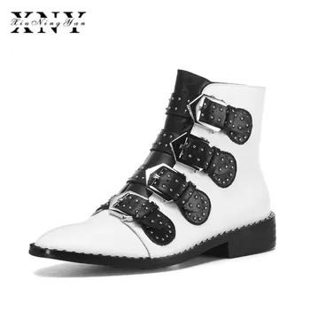 XIUNINGYAN Brand Designers 2019 New Spring Autumn Women Shoes Black Low Heels Boots Platform Ankle Boots Chunky Plus Size 33-43
XIUNINGYAN Brand Designers 2019 New Spring Autumn Women Shoes Black Low Heels Boots Platform Ankle Boots Chunky Plus Size 33-43