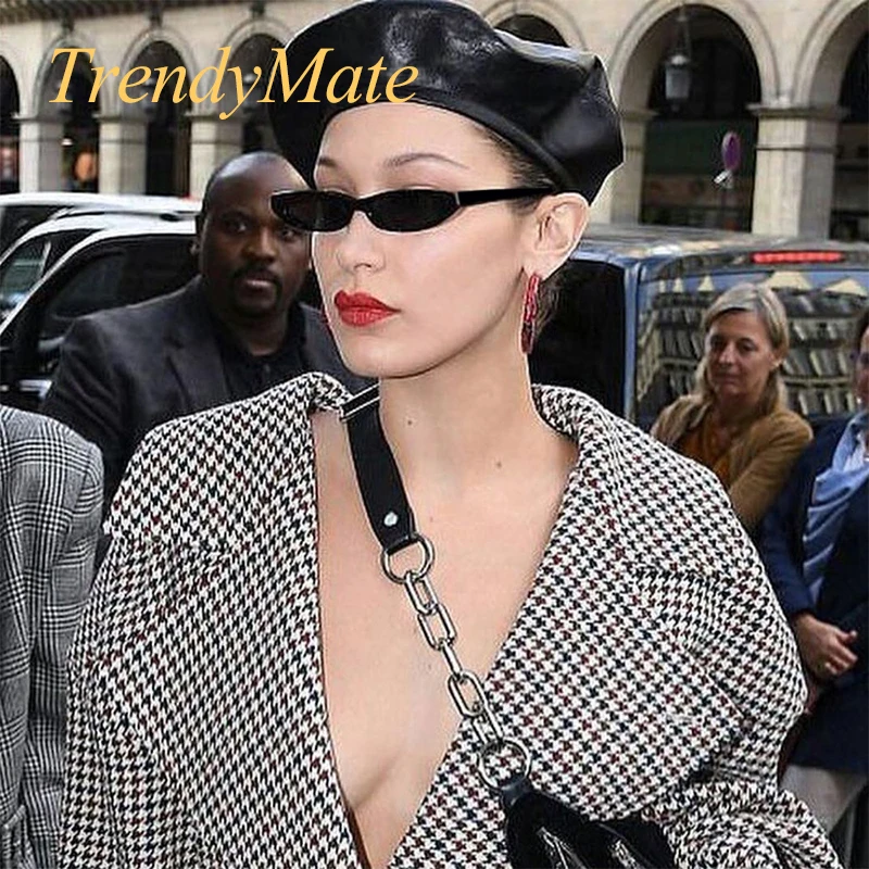 Sexy Cat Eye Sunglasses Brand Women Small Cat Eye Eyewear Mirror Retro Black Red Sun Glasses Female Shades Oculos 2018 1370T
Sexy Cat Eye Sunglasses Brand Women Small Cat Eye Eyewear Mirror Retro Black Red Sun Glasses Female Shades Oculos 2018 1370T