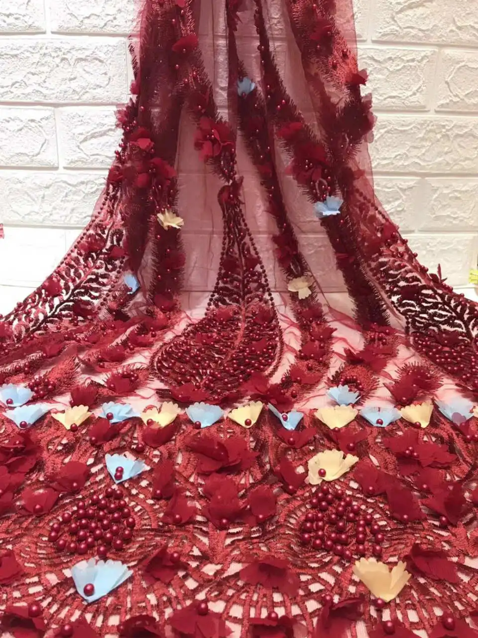 FolaSade Elegant 3d French Mesh Flower Fabric High Quality African Embroidered With French Beads Net Lace Sewing Dresses TY620
FolaSade Elegant 3d French Mesh Flower Fabric High Quality African Embroidered With French Beads Net Lace Sewing Dresses TY620