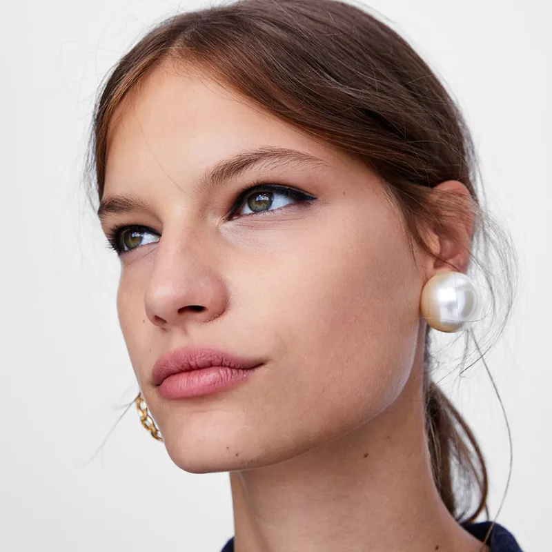 New design creative jewelry high-grade elegant acrylic earrings round green and red natural stone earings wedding party earring
New design creative jewelry high-grade elegant acrylic earrings round green and red natural stone earings wedding party earring