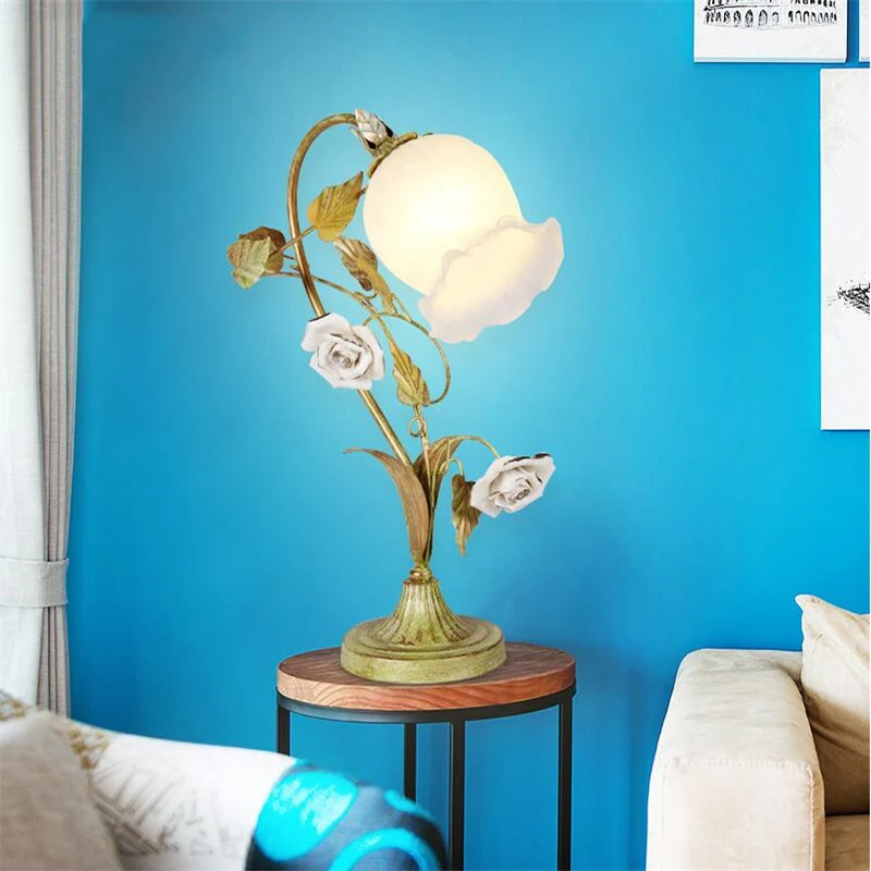 Korean Rustic Rural Iron Ceramic Rose Flower Wedding Marriage Room Bedroom Art Deco Bedside Desk Table Lamp Light Decorative
Korean Rustic Rural Iron Ceramic Rose Flower Wedding Marriage Room Bedroom Art Deco Bedside Desk Table Lamp Light Decorative
