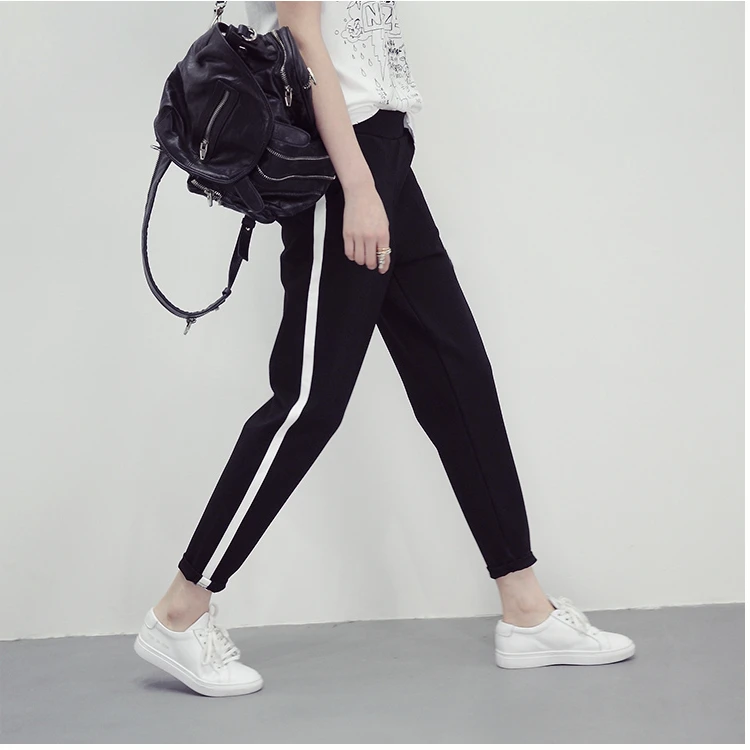 2018 Spring Sweatpants Women Casual Harem Pants Loose Trousers For Women Black Striped Side Sweat Pants Female Plus Size M-XXL
2018 Spring Sweatpants Women Casual Harem Pants Loose Trousers For Women Black Striped Side Sweat Pants Female Plus Size M-XXL
