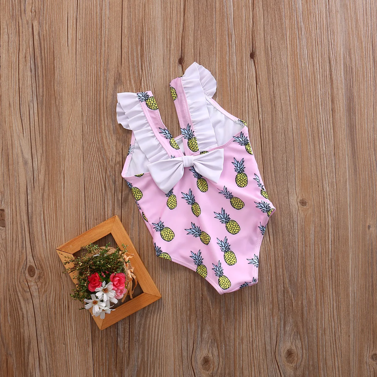 2018 Girls One-piece Pineapples Strap Swimsuit Baby Girl Fruits Beachwear Bathing Suit Kids Swimwear Mesh Swimmers Costume
2018 Girls One-piece Pineapples Strap Swimsuit Baby Girl Fruits Beachwear Bathing Suit Kids Swimwear Mesh Swimmers Costume
