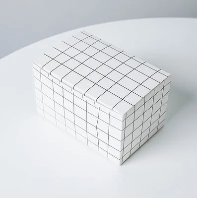 White lattice plaid cute tree cookie dessert biscuit box handmade gift packing boxes party gifts package supply favors
White lattice plaid cute tree cookie dessert biscuit box handmade gift packing boxes party gifts package supply favors