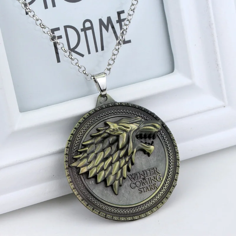 8 styles HBO Game of Thrones Necklace House Stark Winter Is Coming Bronze 2" Metal Family Crest Pendant Jewelry Souvenirs
8 styles HBO Game of Thrones Necklace House Stark Winter Is Coming Bronze 2" Metal Family Crest Pendant Jewelry Souvenirs