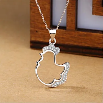 New Temperament Fashion Jewelry 925 Sterling Silver Cute Little Chicken Translocation Women Animal Crystal Pendant Necklace N262
New Temperament Fashion Jewelry 925 Sterling Silver Cute Little Chicken Translocation Women Animal Crystal Pendant Necklace N262
