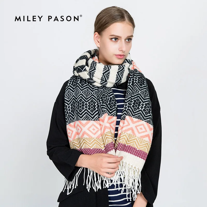 Fashion winter cashmere-like scarf woman warm poncho luxury brand Pashmina female Shawl soft cashmere wrap blanket scarf M1720
Fashion winter cashmere-like scarf woman warm poncho luxury brand Pashmina female Shawl soft cashmere wrap blanket scarf M1720