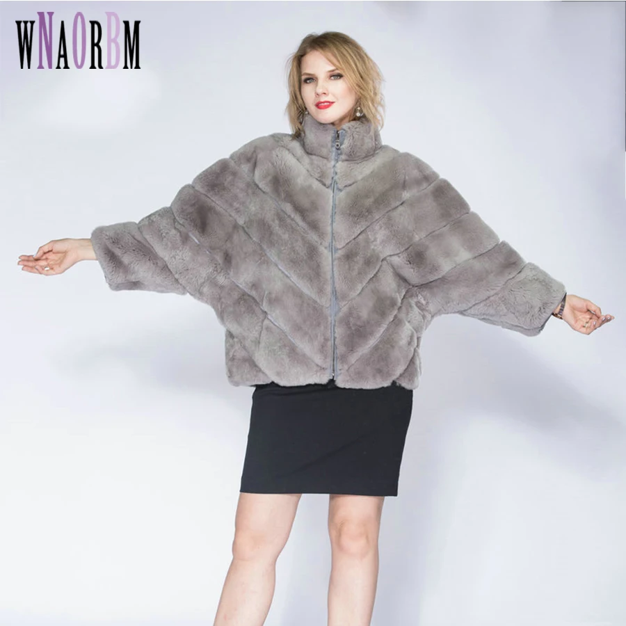 2019 Hot Woman Real Rex Rabbit Fur Coat,winter Stand Collar Short Section Thick Coat, Bat Sleeve Ladies Coat Fur Coat Plus Size
2019 Hot Woman Real Rex Rabbit Fur Coat,winter Stand Collar Short Section Thick Coat, Bat Sleeve Ladies Coat Fur Coat Plus Size