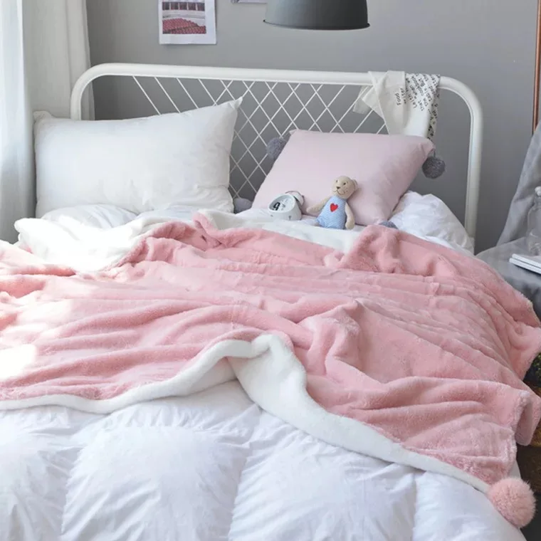 Hot Home textile flannel Blanket pink super warm soft blankets throw on Sofa/Bed/Plane 100x150
Hot Home textile flannel Blanket pink super warm soft blankets throw on Sofa/Bed/Plane 100x150