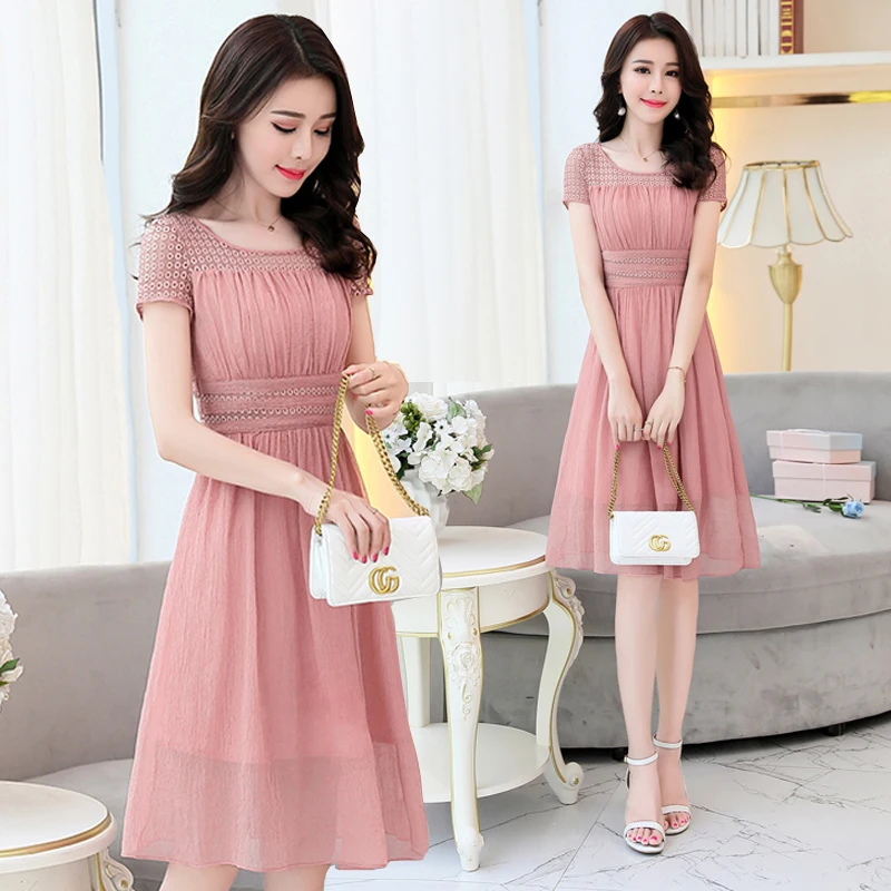 Korea large size chiffon dress summer new 2019 women's clothes solid color short-sleeved round neck stitching high waist dress
Korea large size chiffon dress summer new 2019 women's clothes solid color short-sleeved round neck stitching high waist dress