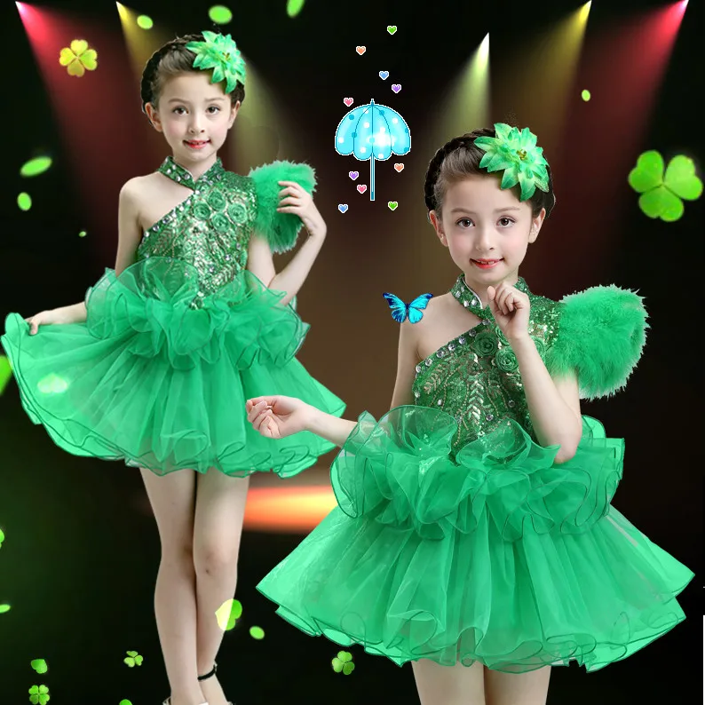 The new preferential girl child princess dress costume choral service schoolchildren stage clothes and dance sequined tutu skirt |