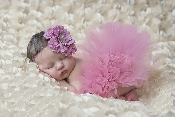 Princess Tutu Skirt with Vintage Headband Newborn Photography Props Baby Tutu Shower Gift 0-1M or 3-4month
Princess Tutu Skirt with Vintage Headband Newborn Photography Props Baby Tutu Shower Gift 0-1M or 3-4month