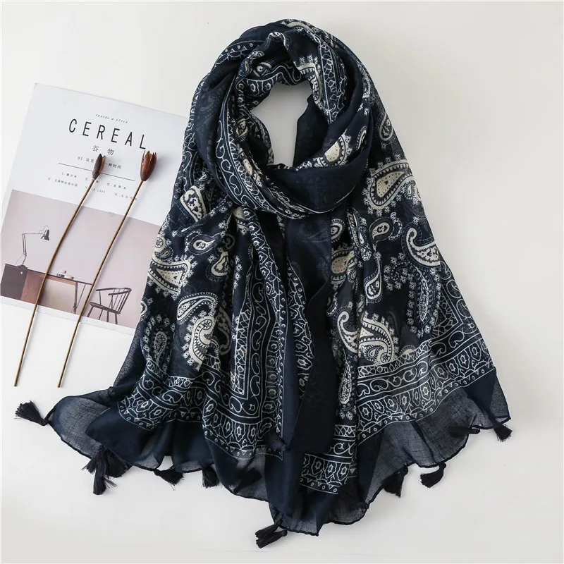 2019 Fashion Navy Blue Cashew Floral Tassel Viscose Shawl Scarf Lady High Quality Print Wrap Pashmina Stole Muslim Hijab Sjaal
2019 Fashion Navy Blue Cashew Floral Tassel Viscose Shawl Scarf Lady High Quality Print Wrap Pashmina Stole Muslim Hijab Sjaal