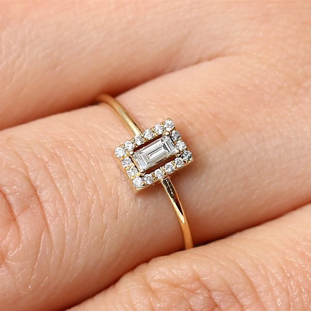 Boho Fashion Small Crystal Zircon Stone Ring Female Silver Gold Color Wedding Jewelry Promise Engagement Rings For Women
Boho Fashion Small Crystal Zircon Stone Ring Female Silver Gold Color Wedding Jewelry Promise Engagement Rings For Women