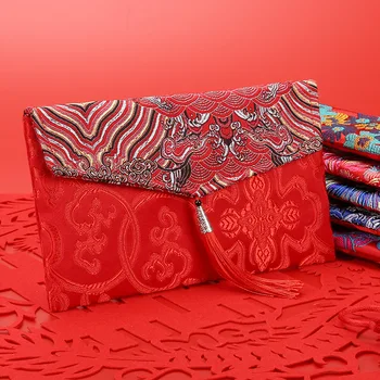 2020 New Tassels Novlety Women Wallet Embroidery Purse Vintage Chinese Style Wedding Party Bride Red Envelopes Wedding Props
2020 New Tassels Novlety Women Wallet Embroidery Purse Vintage Chinese Style Wedding Party Bride Red Envelopes Wedding Props