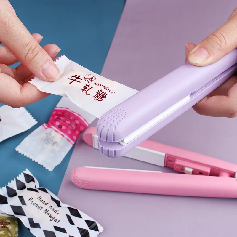 1PC Simple Portable Practical Food Vacuum Sealer Household Multifuncational Bag Clip Handheld Mini Electric Heat Sealing Machine
1PC Simple Portable Practical Food Vacuum Sealer Household Multifuncational Bag Clip Handheld Mini Electric Heat Sealing Machine