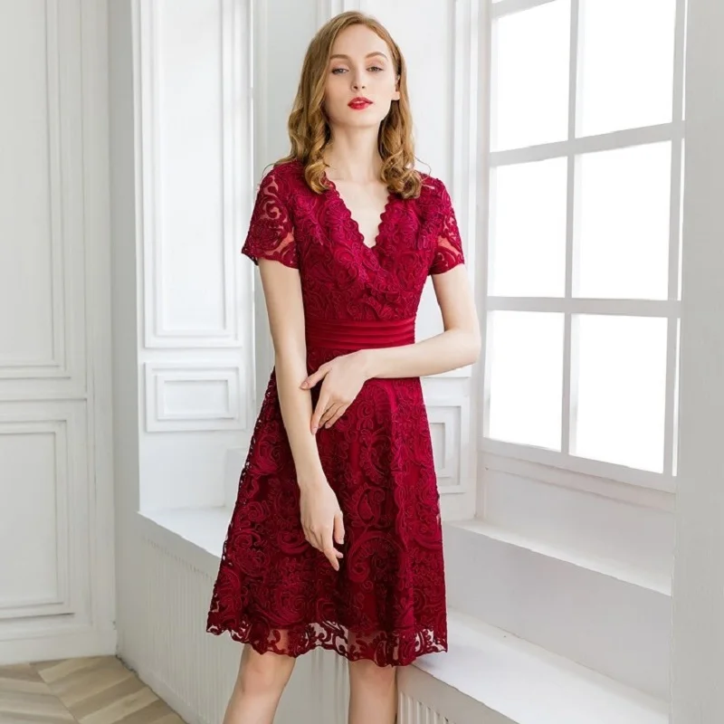 sexy office ladies dress 2019 new women Superior quality summer elegant V Neck Dress plus size Knee Length Embroidery dresses 
sexy office ladies dress 2019 new women Superior quality summer elegant V Neck Dress plus size Knee Length Embroidery dresses