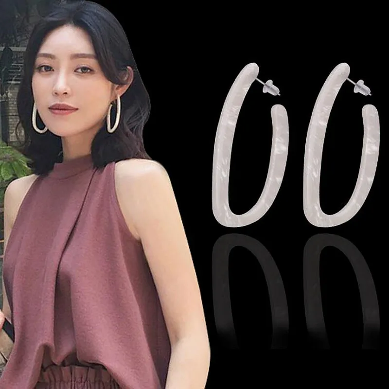 2018 Personality Acrylic Oval Minimalist Curve Stud Earrings For Women Geometric Simple C Plastic Earrings Fashion Female Jewely
2018 Personality Acrylic Oval Minimalist Curve Stud Earrings For Women Geometric Simple C Plastic Earrings Fashion Female Jewely