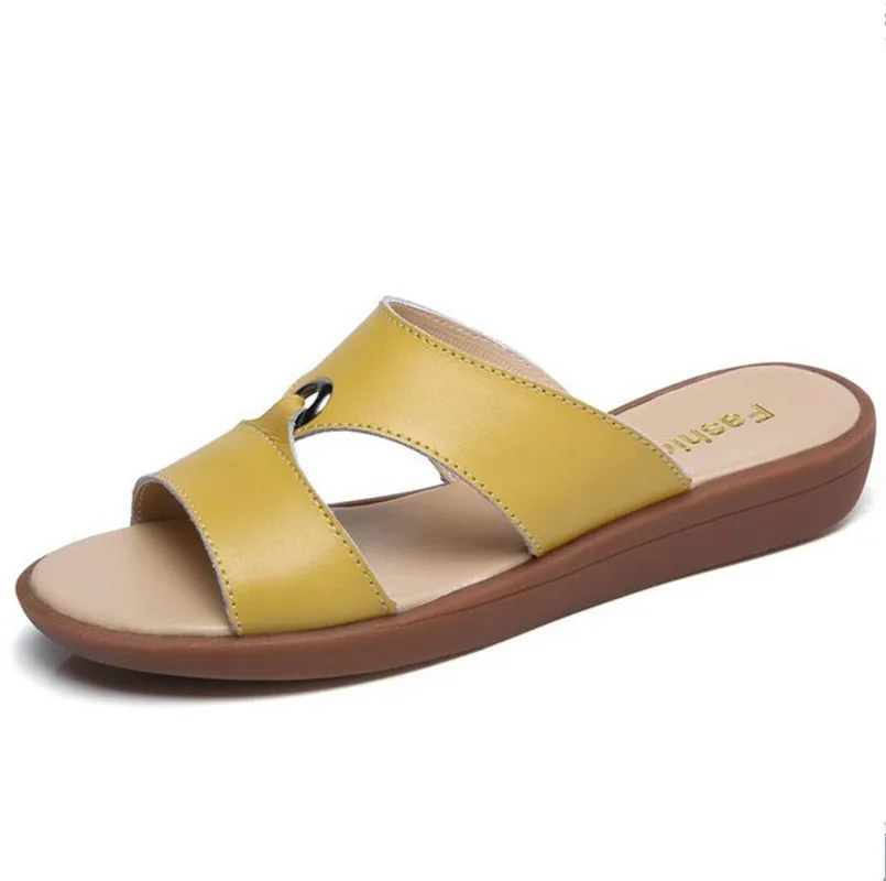 2018 Hot Women Slippers Fashion Summer Autumn Leather Slippers Women Slides Flip Flops Flat Shoes outside 35-40 A127
2018 Hot Women Slippers Fashion Summer Autumn Leather Slippers Women Slides Flip Flops Flat Shoes outside 35-40 A127