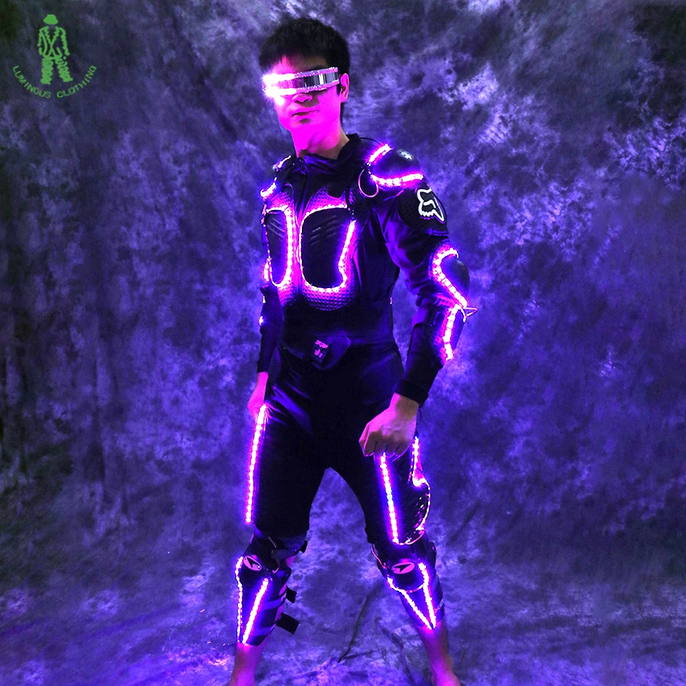 Free Shipping LED Lighting Armor Tron Legacy Luminious Robot Suit With Glasses Gloves Kneecap For Night Club Stage Party Show
Free Shipping LED Lighting Armor Tron Legacy Luminious Robot Suit With Glasses Gloves Kneecap For Night Club Stage Party Show