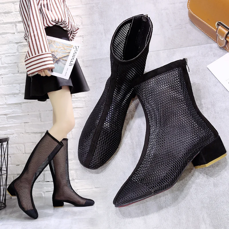 sandalia feminina 2019 new designer fashion botas femininas de inverno air mesh breathable Solid color zipper sqaure heels 4cm
sandalia feminina 2019 new designer fashion botas femininas de inverno air mesh breathable Solid color zipper sqaure heels 4cm