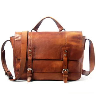 Leather Men's handbag, retro single shoulder bag vegetable tanned leather satchel, personalized leather business men's bag.
Leather Men's handbag, retro single shoulder bag vegetable tanned leather satchel, personalized leather business men's bag.