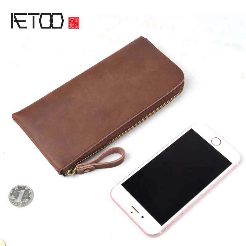 AETOO Handmade crazy horse leather wallet genuine retro simple long zipper purse wallet phone bag women and men 
AETOO Handmade crazy horse leather wallet genuine retro simple long zipper purse wallet phone bag women and men
